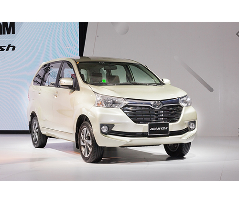 XE DU LỊCH 7 CHỖ